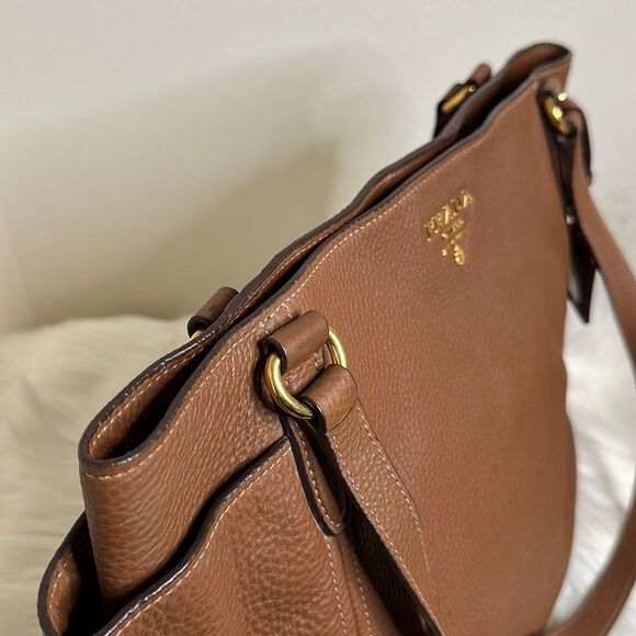 💯Authentic PRADA Vitello Daino Double Pocket Tote🍀 - Picture 8 of 16